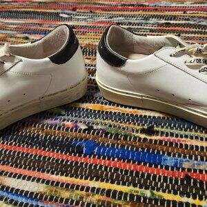 Golden Goose sneakers size 9